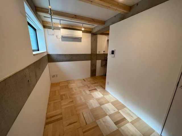 GRIDの内装