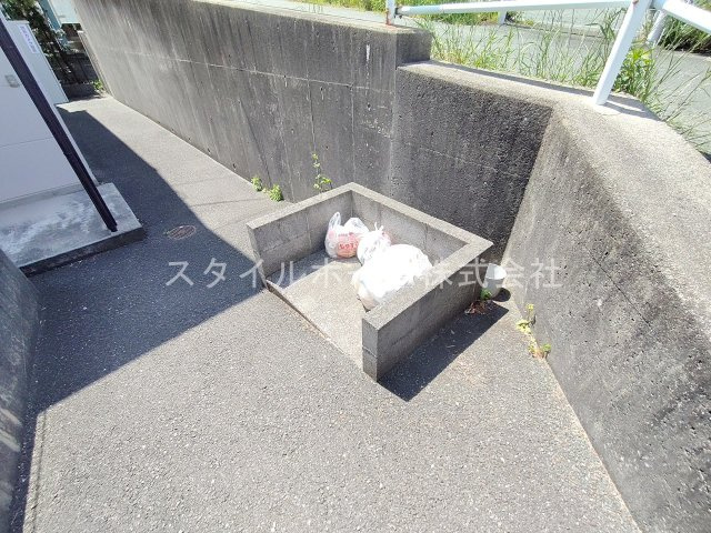 アン・ピエースのその他共用部分