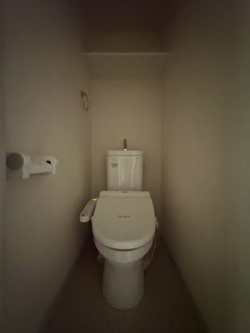 プレサンス難波セレクトのトイレ|プレサンス難波セレクト　温水洗浄便座