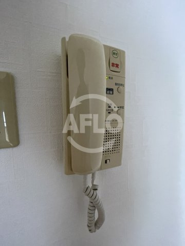シングルウエストの設備|シングルウエスト　インターホン