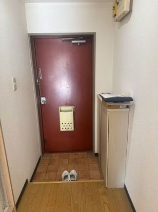 セントヒルズ本郷弥生の玄関