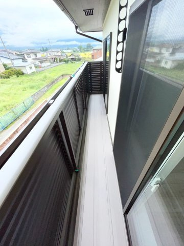 安曇野市三郷温のバルコニー