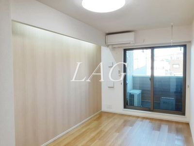 【居間・リビング】 | ベル・グランデ | 洋室のお部屋です。