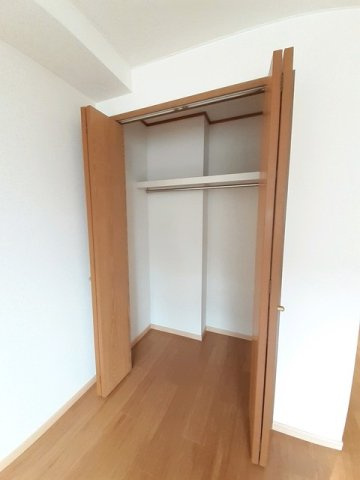 エスメラルダ三浜の収納