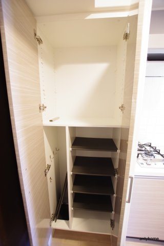 ジュネス新大阪レジデンス　仲介手数料無料の収納