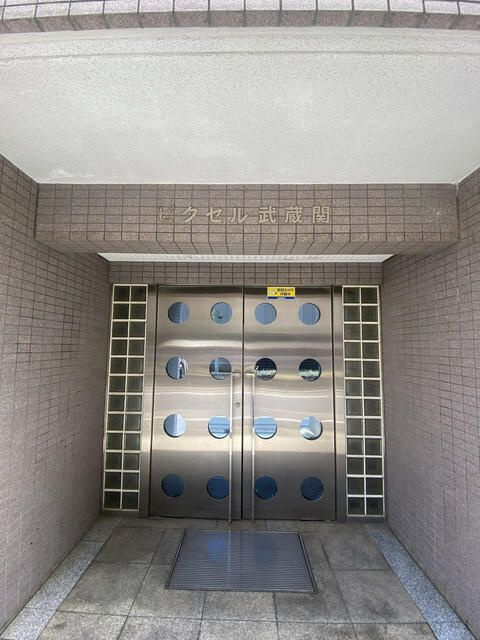 ビクセル武蔵関のロビー