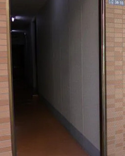 コーポアゼリアのエントランス