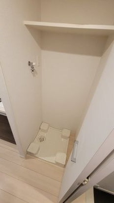 レアライズ日暮里の設備|洗濯機置場