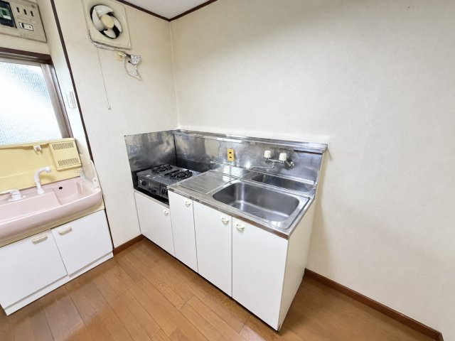 上信ハイツのキッチン