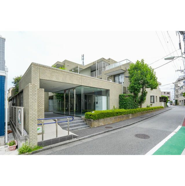 ランテルナ山王の外観