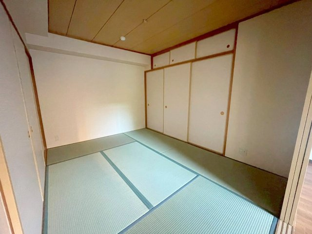 プルメリア東三国サウスの和室