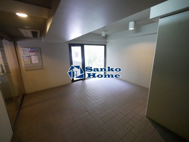 アイビーフラッツ台東のロビー