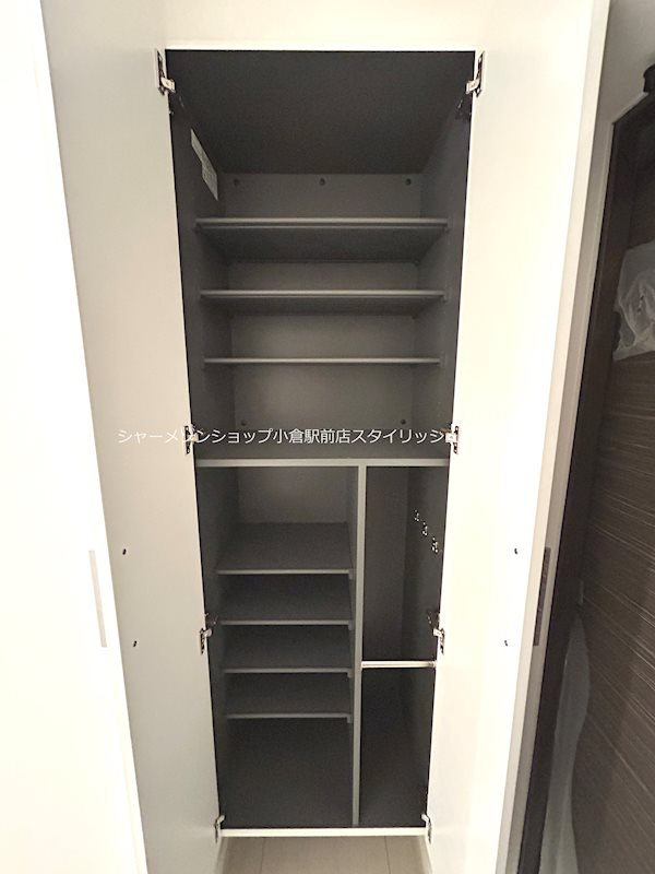 コンダクトレジデンスSHIMOJONOの収納