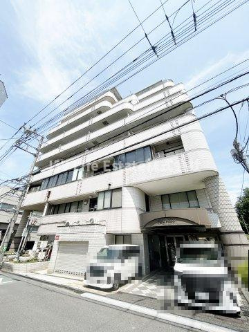マルメゾンの外観