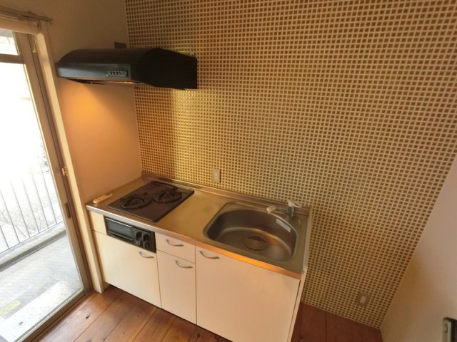 ロイヤルメゾンMINAMI　SENBAのキッチン|ロイヤルメゾンMINAMI　SENBA　キッチン