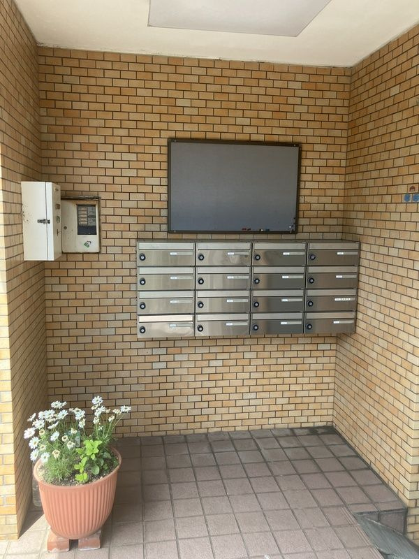 アーク中里のロビー