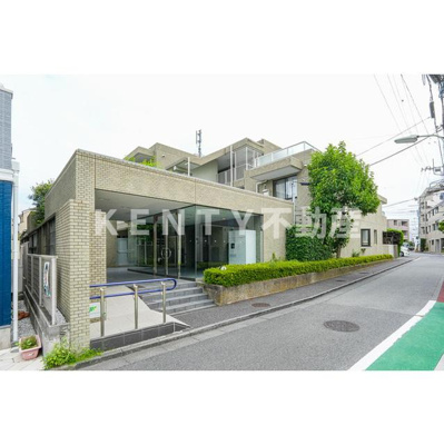 【エントランス】 | ランテルナ山王 | 清潔なエントランスです