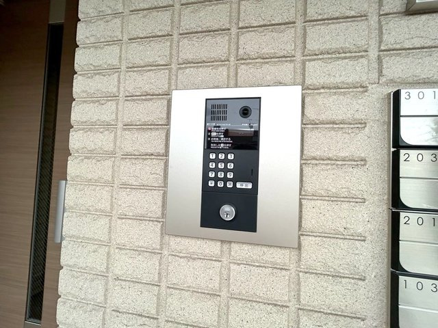 日野市日野本町２丁目の賃貸マンションのセキュリティ