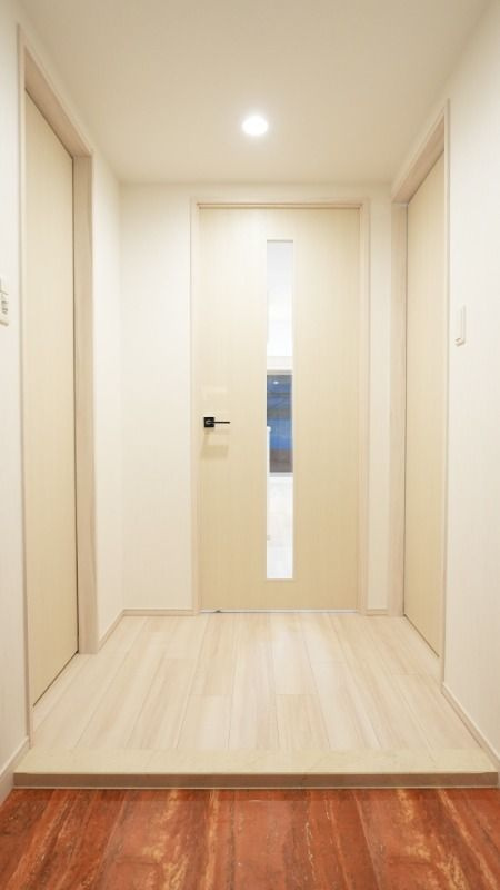 プレジオ弁天町の玄関