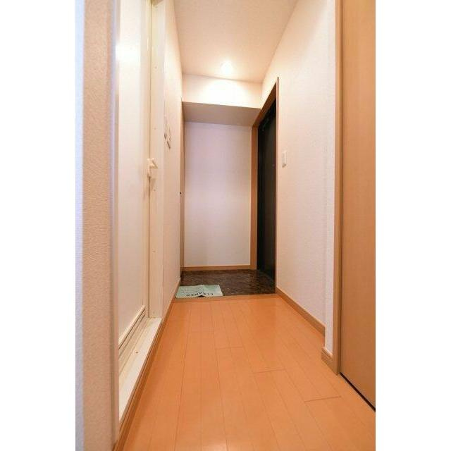 プレスト・アイディ秋葉原の玄関