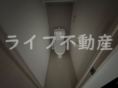 CASA花園のトイレ|落ち着いた色調のトイレです