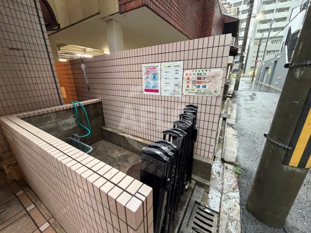 サンサーラビル南森町　西天満小学校区　のその他共用部分|サンサーラビル南森町　敷地内ゴミ置き場