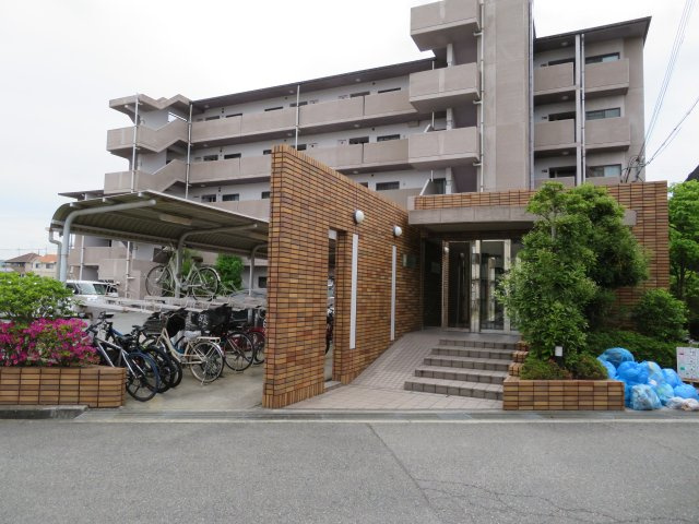 ライフアップハイツ