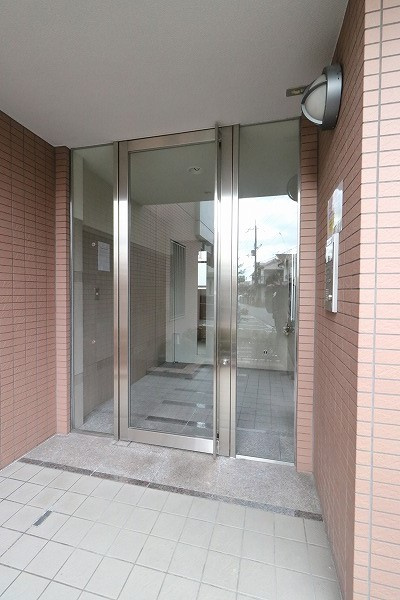 サントゥールくいな橋のエントランス