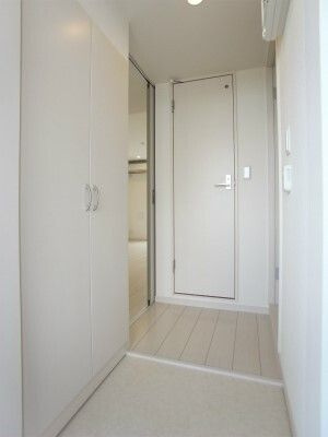 リブリ・クアイエット の玄関