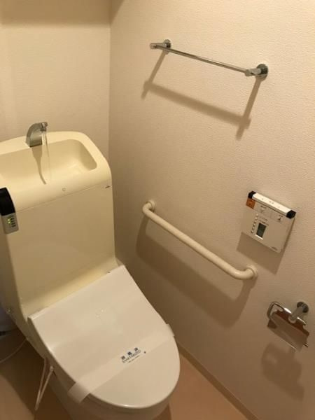 Ｂｒｉｌｌｉａ　ｉｓｔ　三軒茶屋　ブラッサムテラスのトイレ|コンパクトで使いやすいトイレです