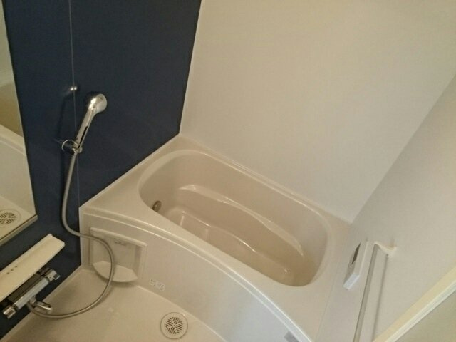エトワール伏山の浴室|コンパクトで使いやすいお風呂です