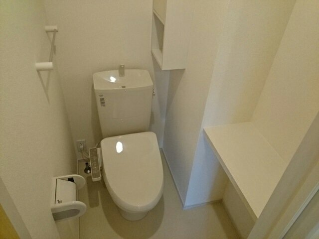 エトワール伏山のトイレ|清潔感のあるトイレです