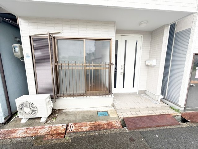 南吹田4丁目貸家のロビー