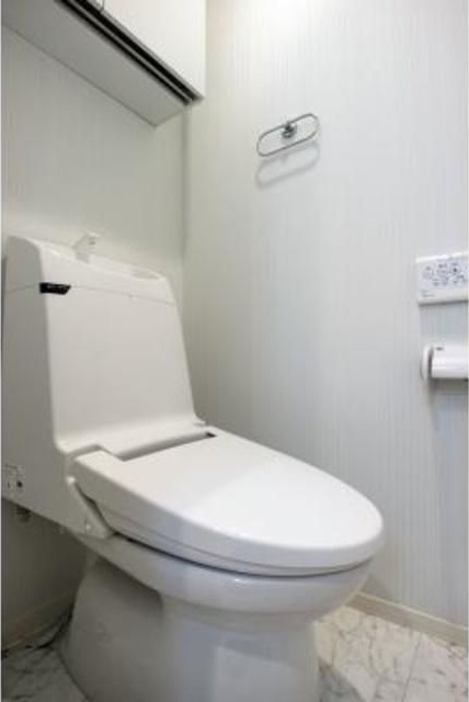 ソーシャルアベニュー上北沢のトイレ|落ち着いたトイレです