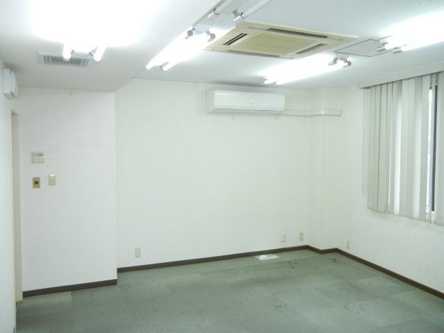 池田共栄ビルの内装