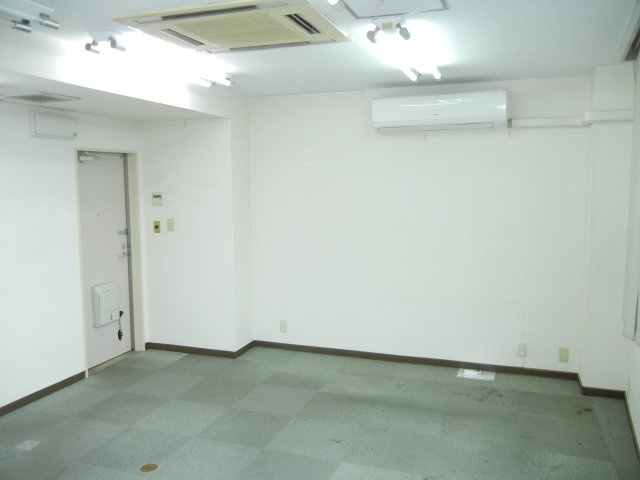 池田共栄ビルの内装