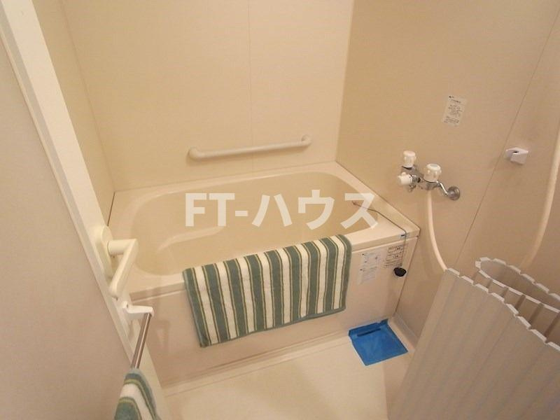 アレグリア芝山の浴室