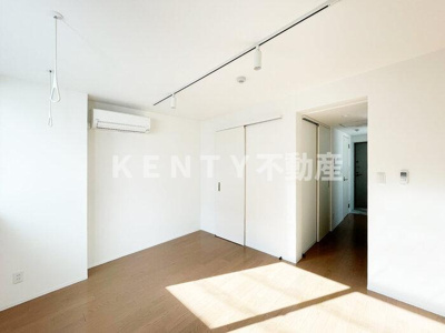 【居間・リビング】 | グランテージ西小山 | ゆったり過ごせる居間です