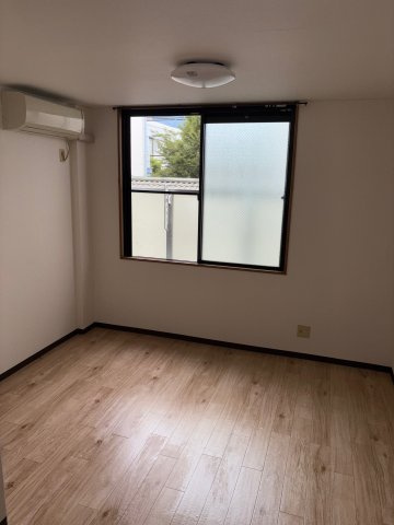 芦屋市大桝町の賃貸マンションの居間・リビング