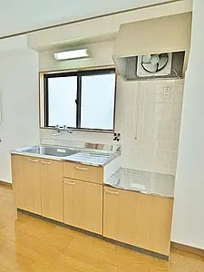 芦屋市精道町の賃貸マンションのキッチン