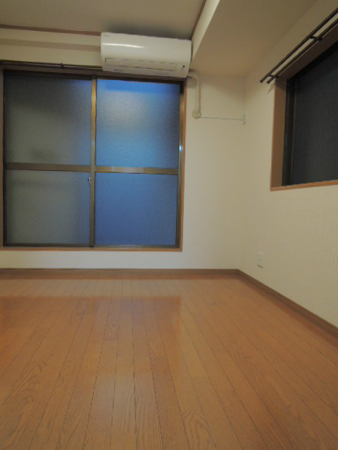 品川第6マンションの洋室