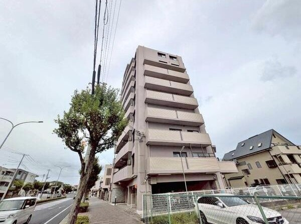 神戸市東灘区森北町１丁目の賃貸マンションの外観