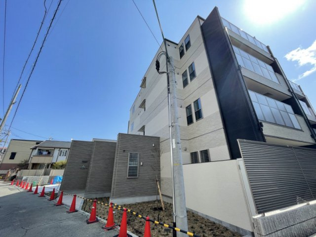 神戸市東灘区深江北町１丁目の賃貸マンションの外観
