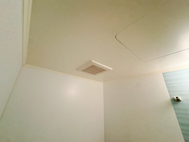 芦屋市松ノ内町の賃貸マンションの浴室