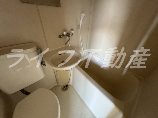カナイコーポ｜敷金・礼金ゼロ物件　駅近　立地良好　東成区の浴室|ゆったり過ごせるお風呂です