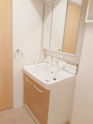 【居間・リビング】 | サンヴェルド | 洋室のお部屋です。