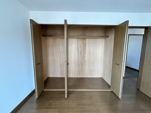 小田町戸建の収納