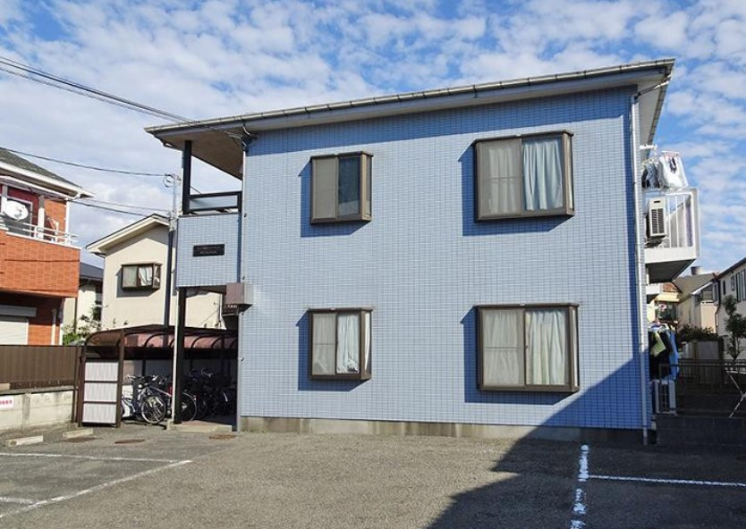 ウィズ調布リバーサイドのエントランス|※別号室参考写真です