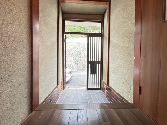 大村貸家の玄関