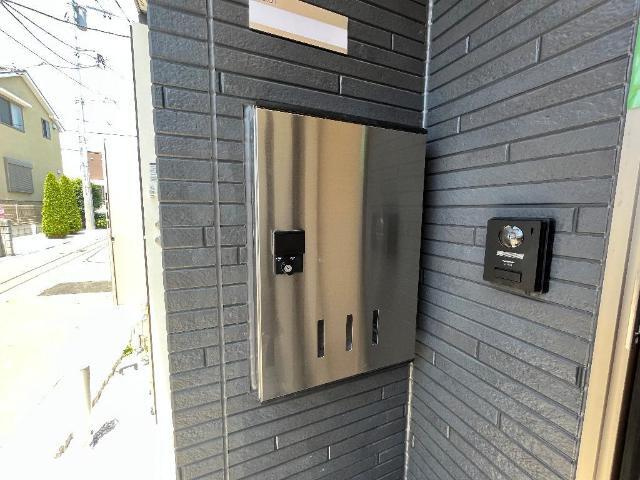 ミモザのエントランス